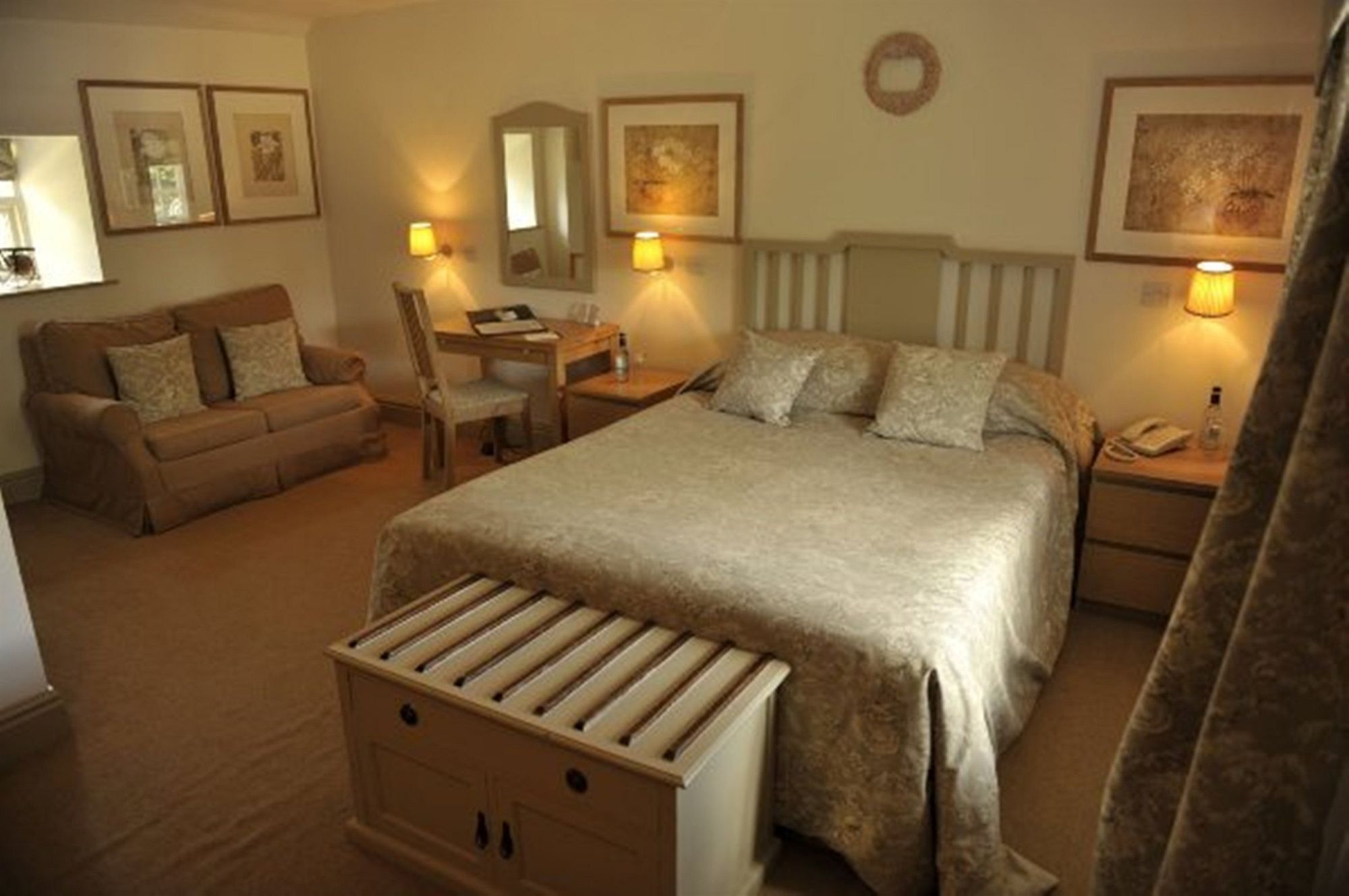 Barnsdale Lodge Hotel And Restaurant Окем Екстер'єр фото