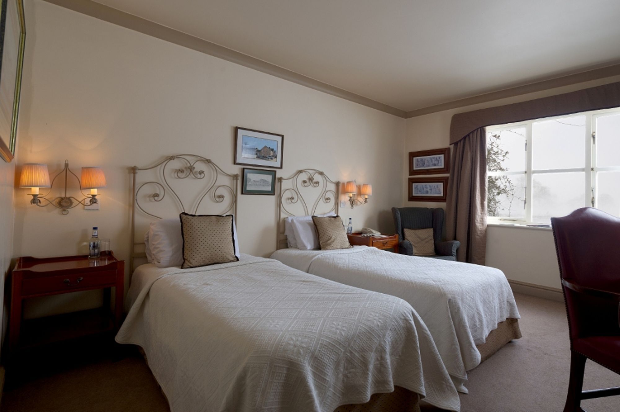 Barnsdale Lodge Hotel And Restaurant Окем Екстер'єр фото